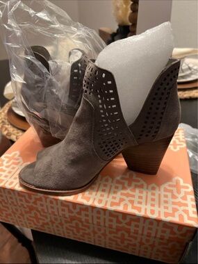 Gianni Bini Taupe Suede Laser-Cut Ankle Booties